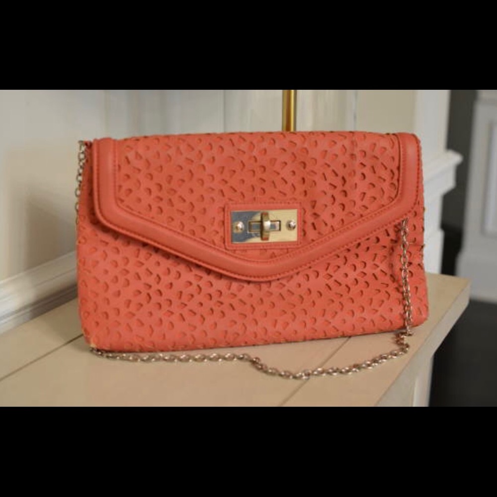 Nice spring clutch purse
